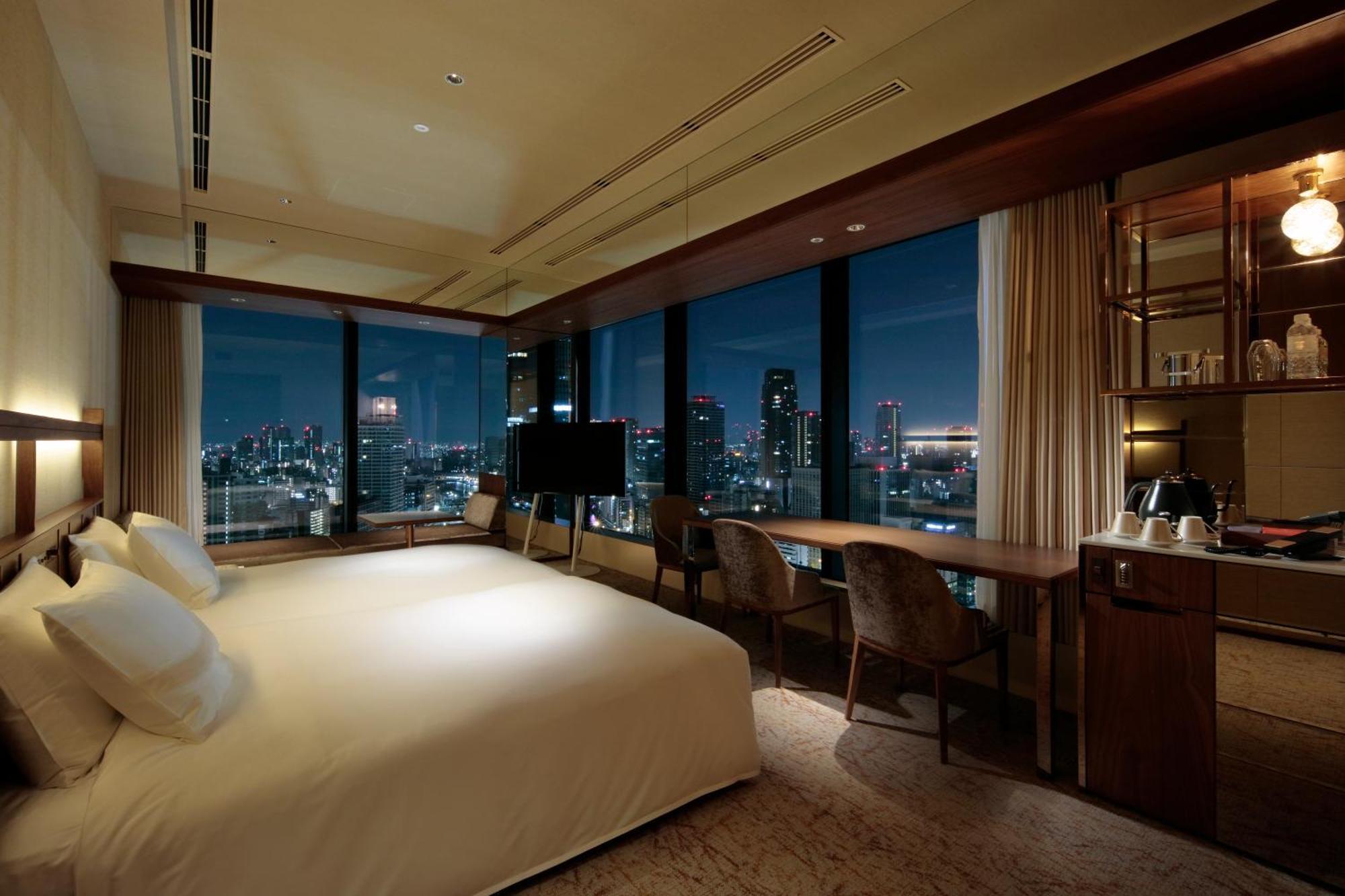 Candeo Hotels Osaka The Tower Oda fotoğraf A bedroom at the hotel